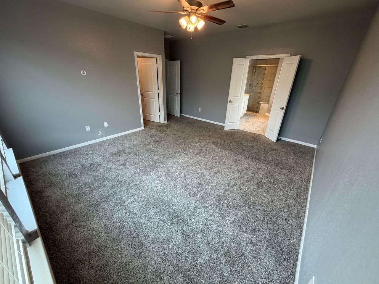 3923 Gervasi - Photo 2 of 20