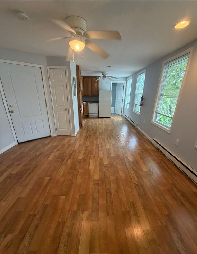 31 Kiernan Ave - Photo 2 of 5