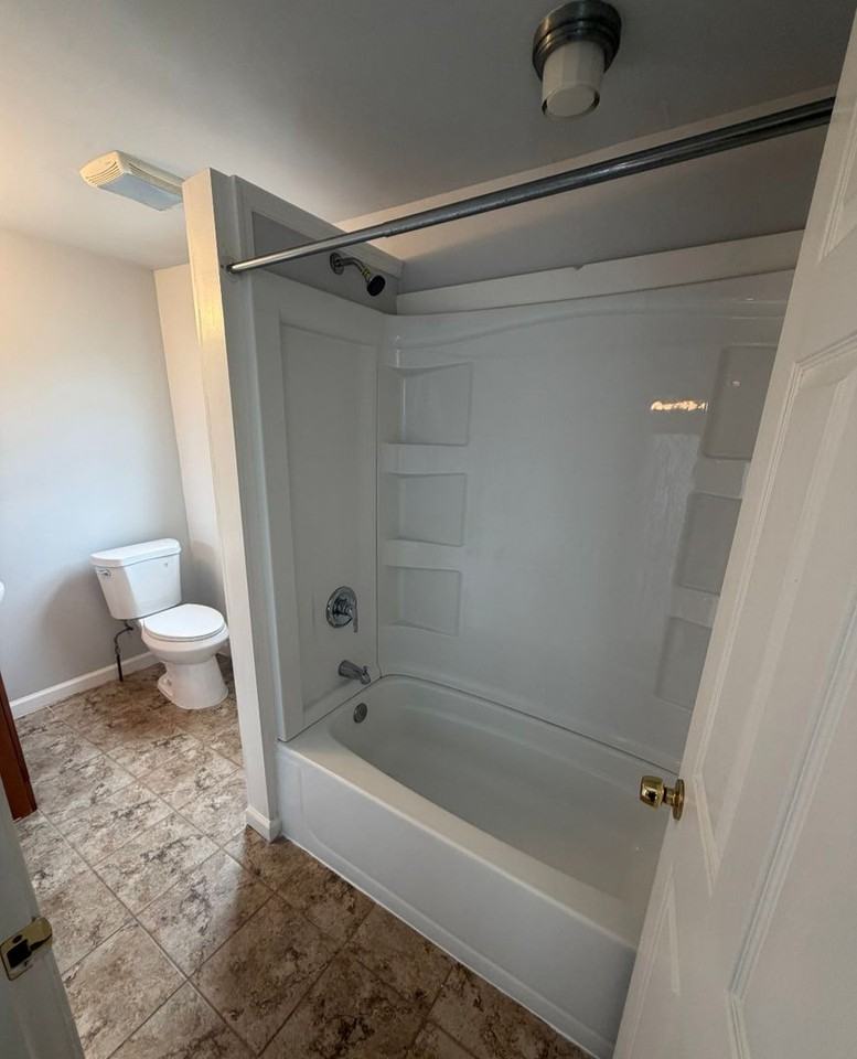 31 Kiernan Ave - Photo 5 of 5