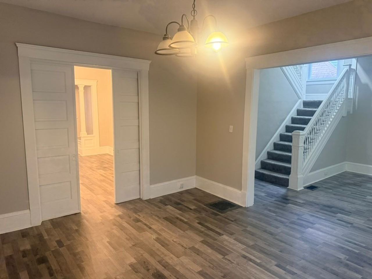2091 W 100th St - Photo 5 of 17