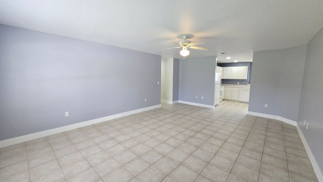 104 Charles Dr - Photo 2 of 25