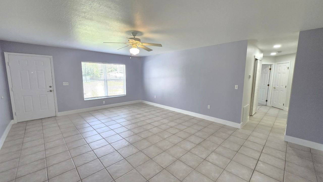104 Charles Dr - Photo 4 of 25
