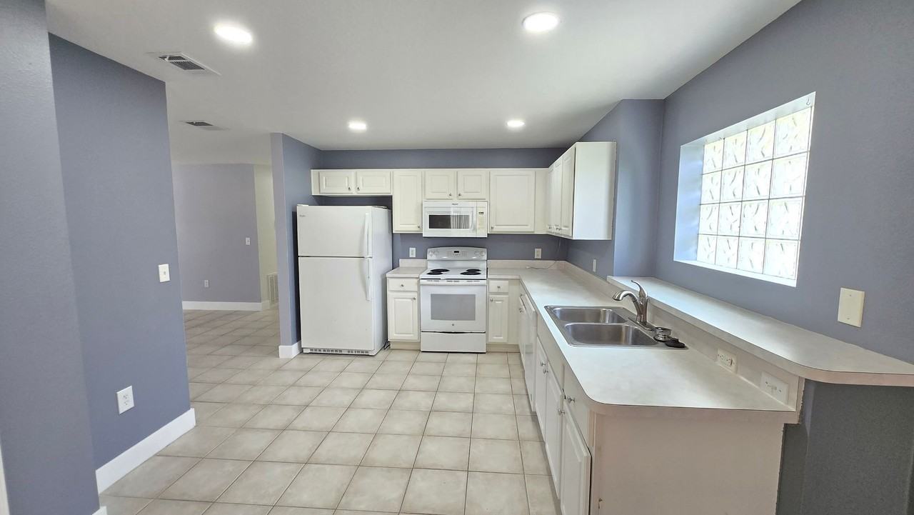 104 Charles Dr - Photo 7 of 25