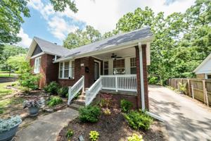 featured image of 1431 Skyline Dr