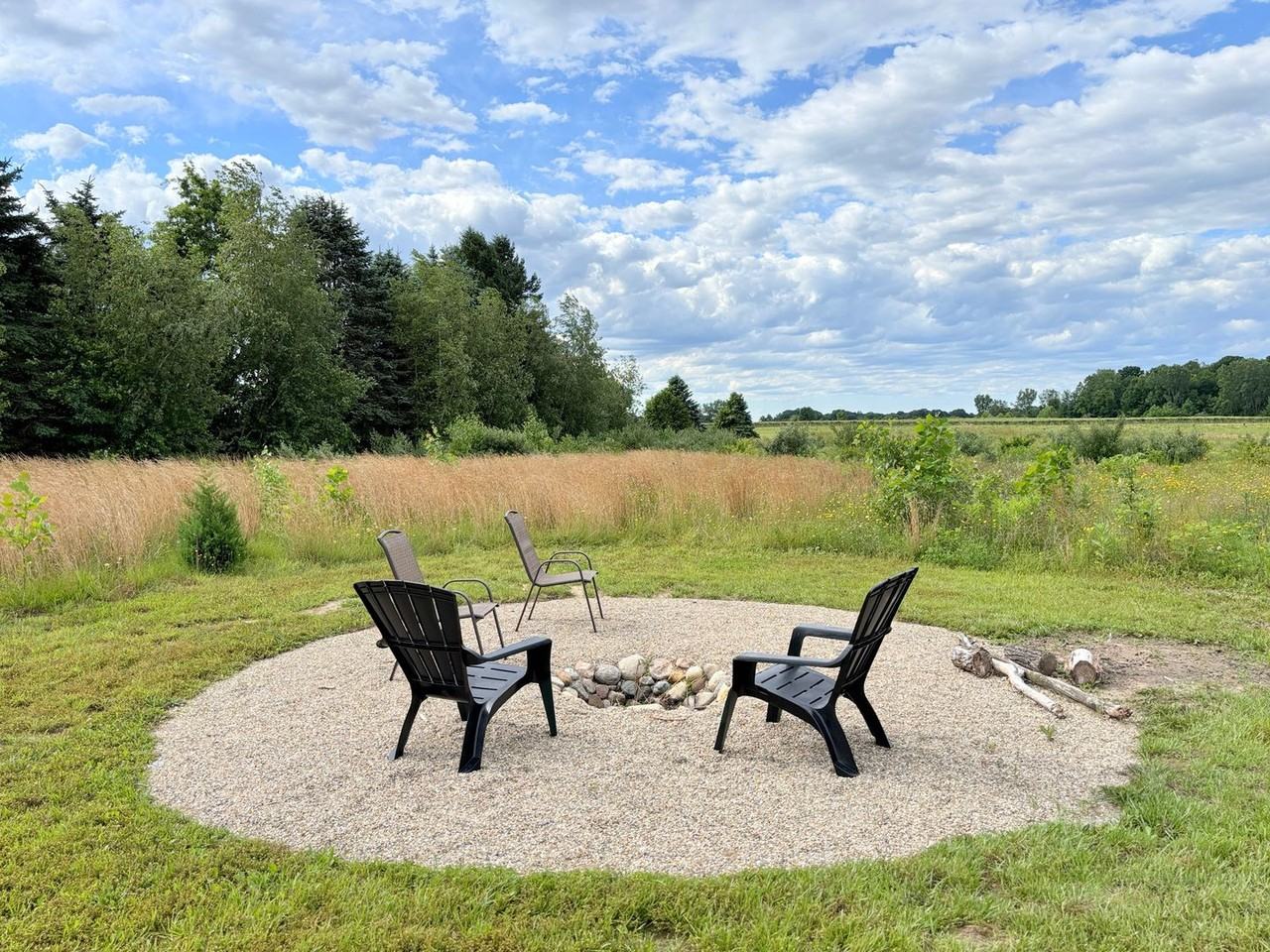 3944 Browntown Rd - Photo 6 of 26