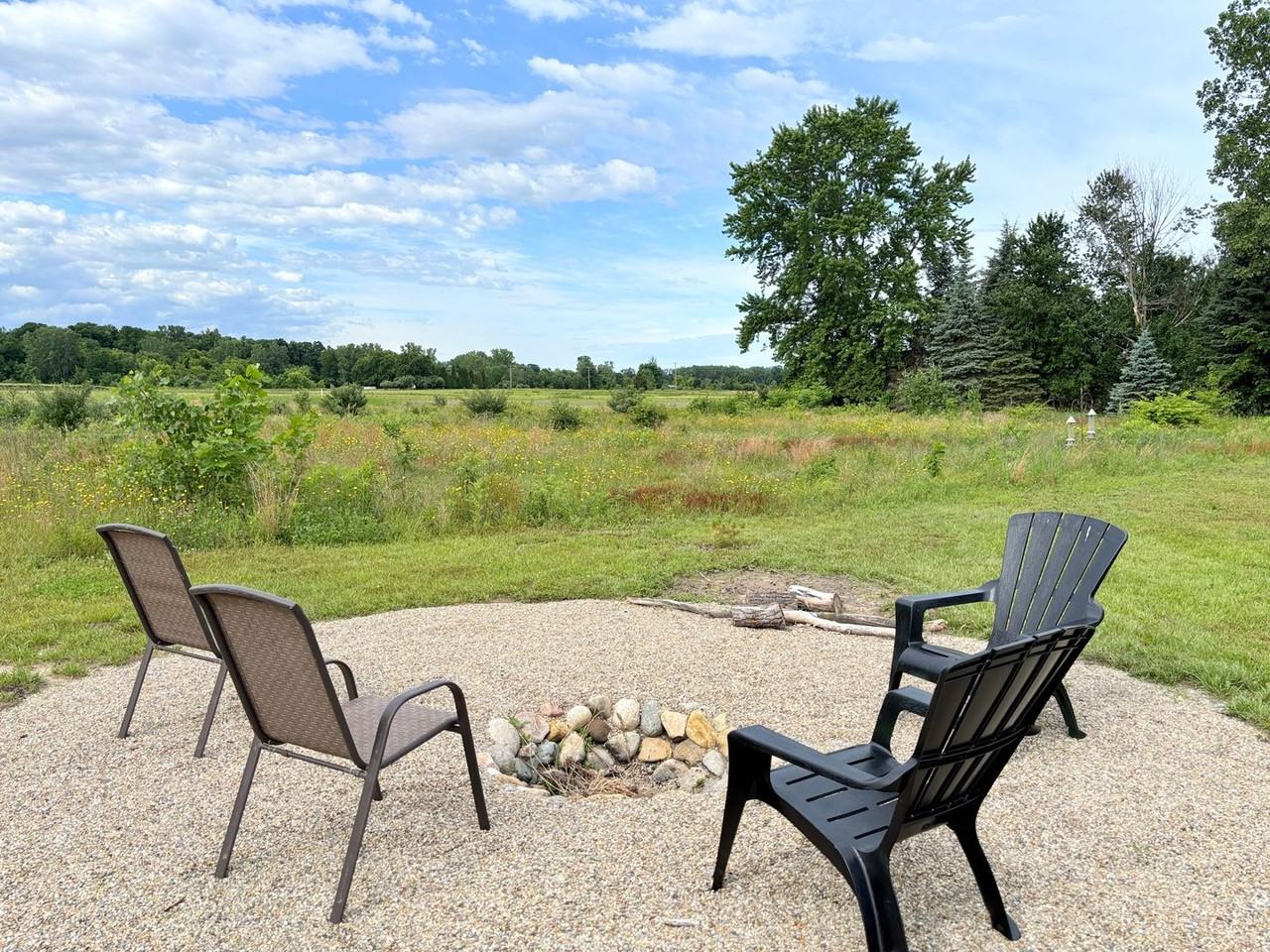 3944 Browntown Rd - Photo 7 of 26