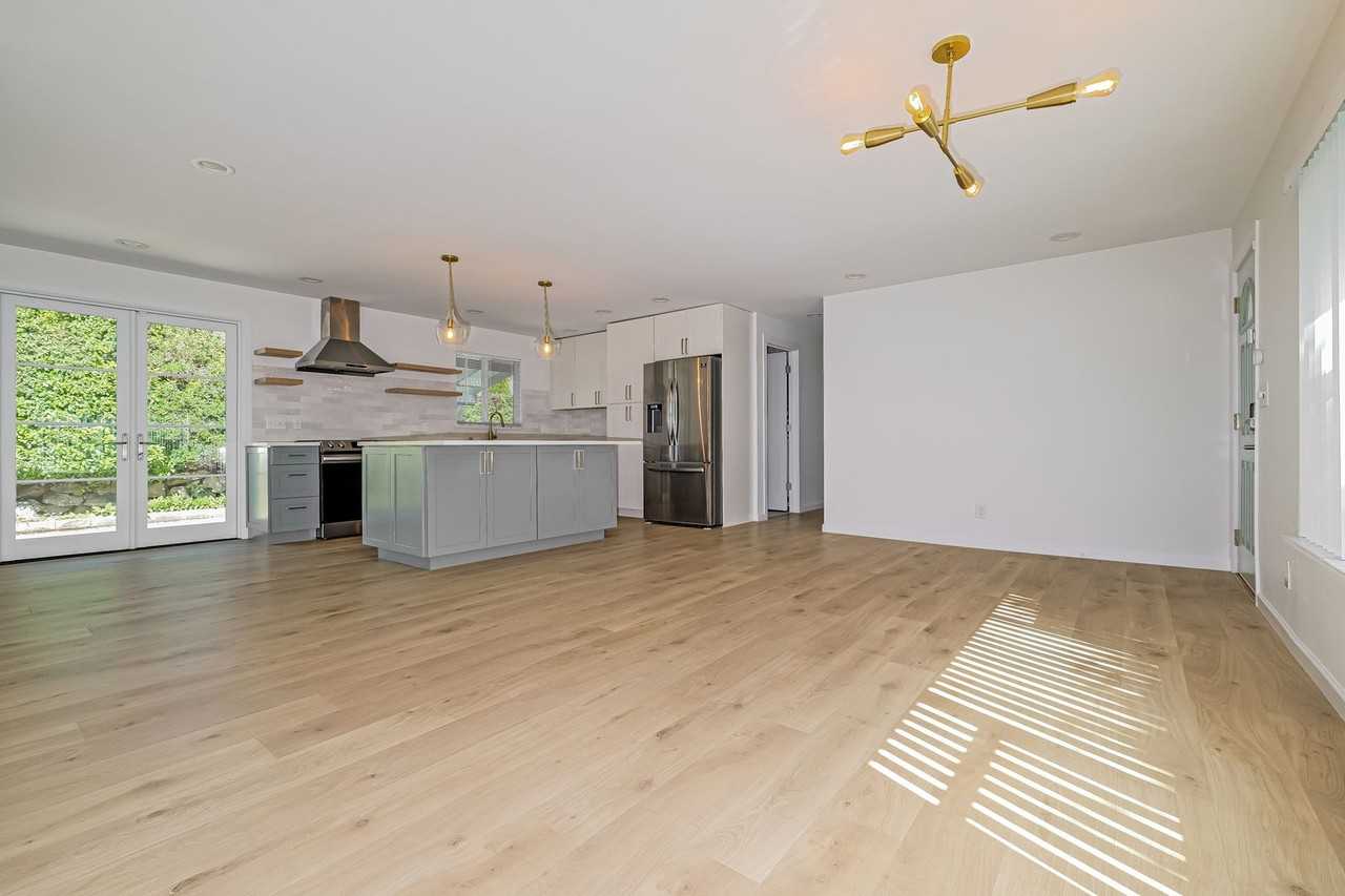 9629 12th Ave Sw - Photo 6 of 26