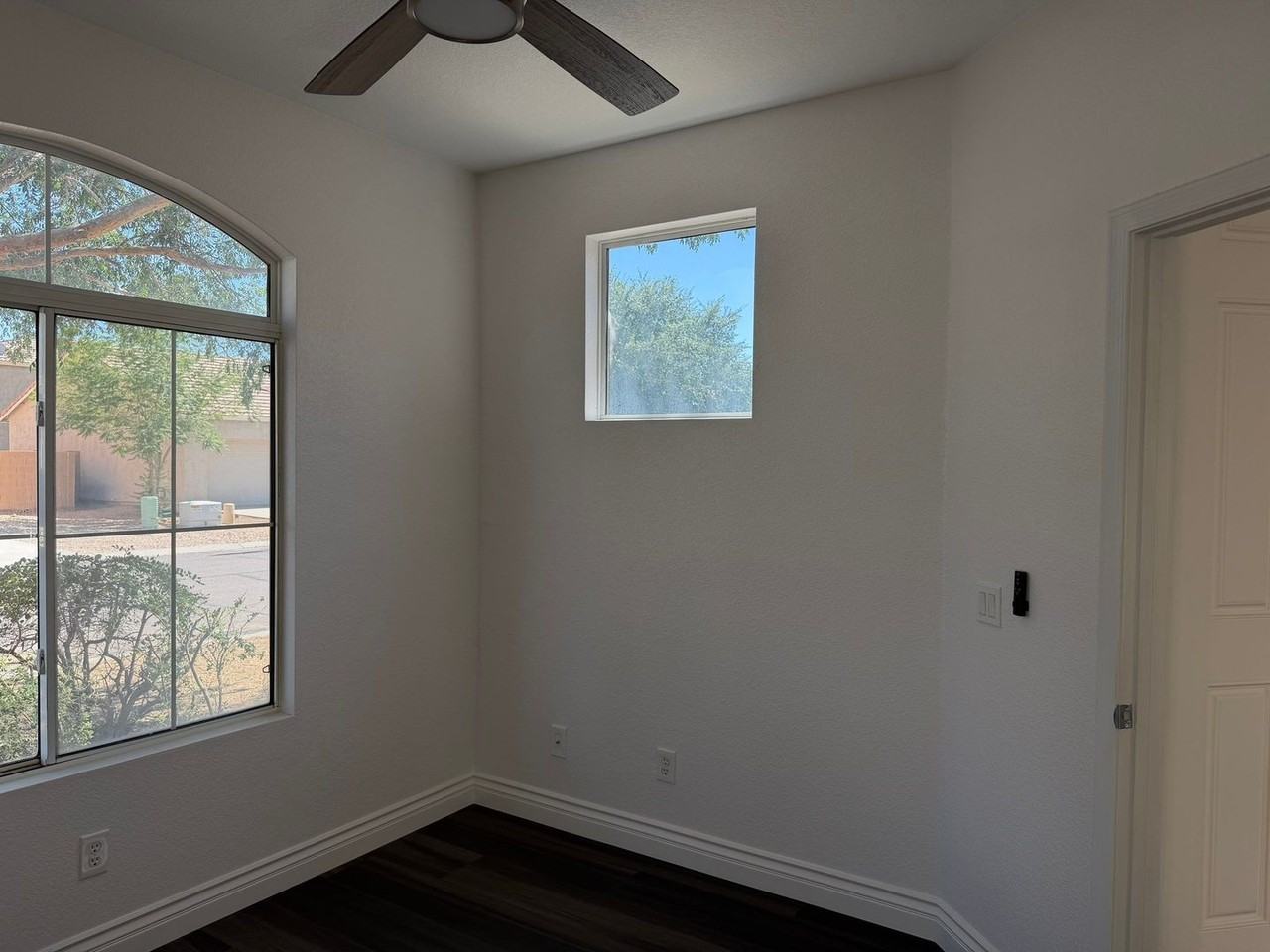1140 E Catino St - Photo 6 of 30
