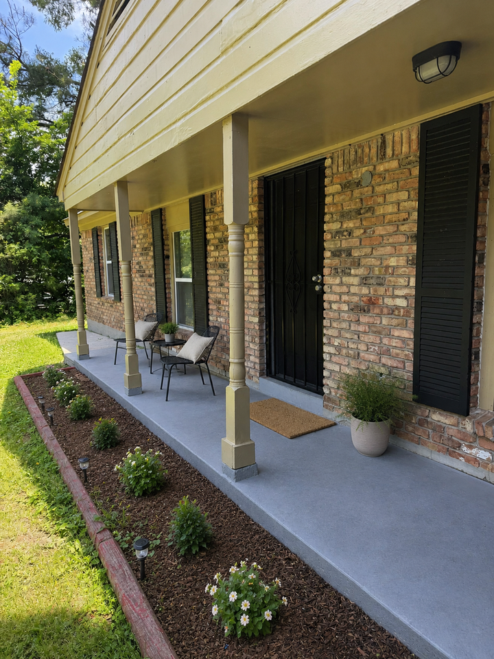 2601 Saint Elmo Ave - Photo 2 of 9