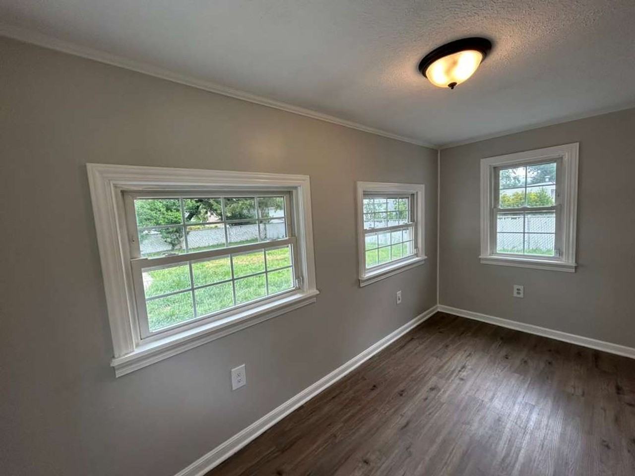 26901 Farringdon Ave - Photo 4 of 26