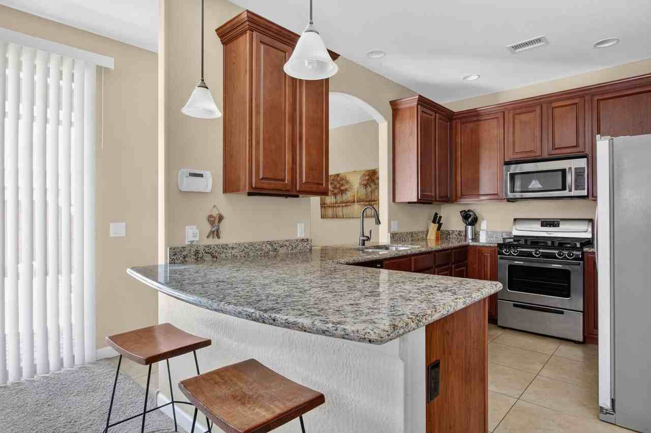 1321 S Maricopa St - Photo 2 of 38