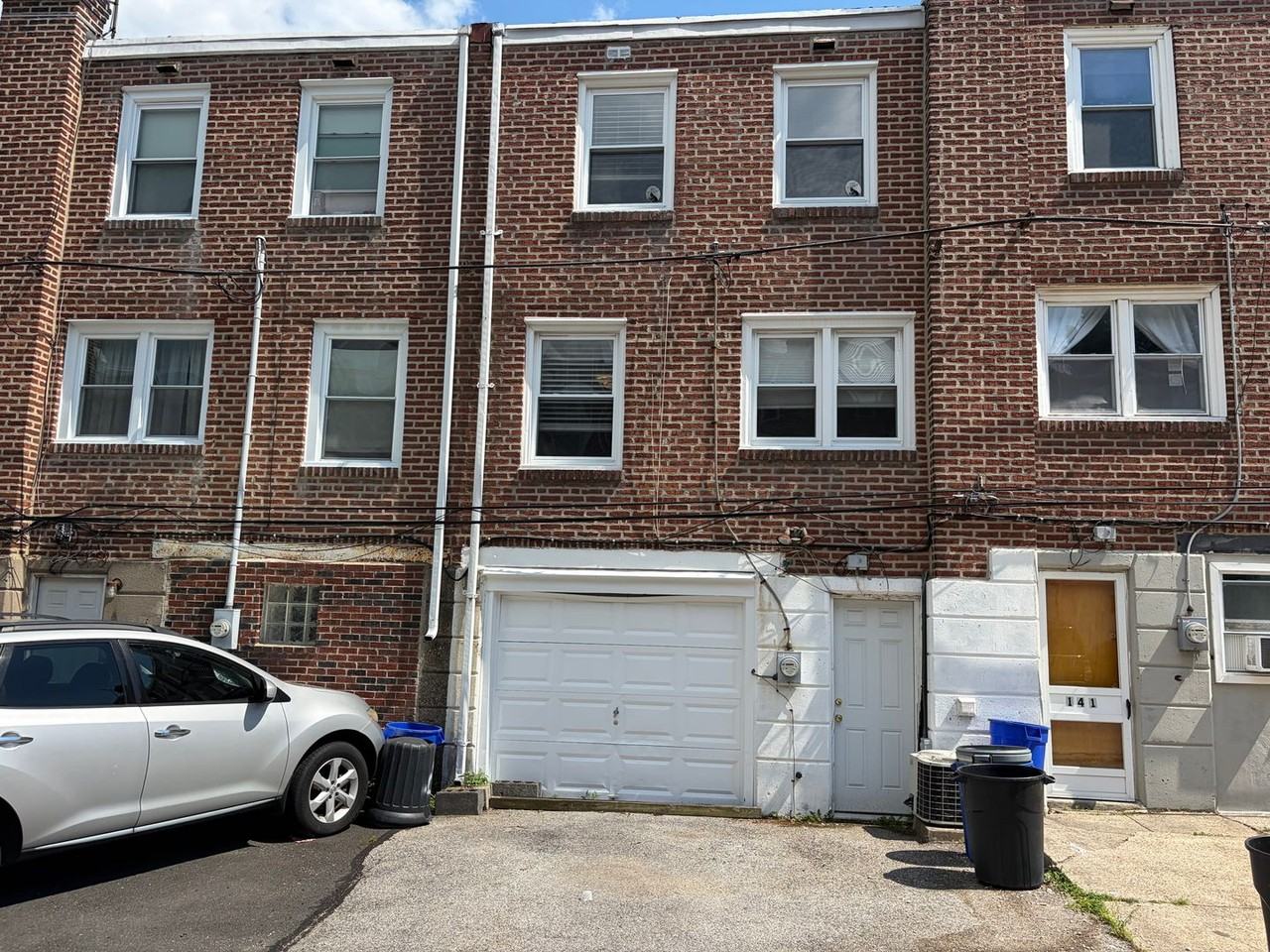 139 W Madison Ave - Photo 2 of 26