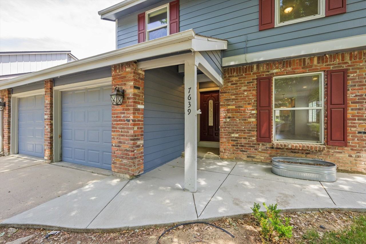 7639 E Mineral Pl - Photo 3 of 28