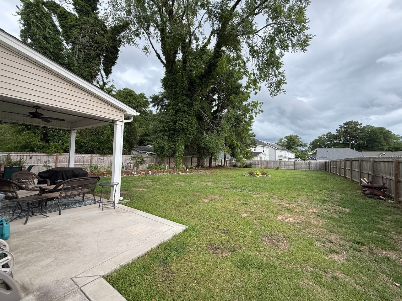 1214 Morgan St - Photo 3 of 19