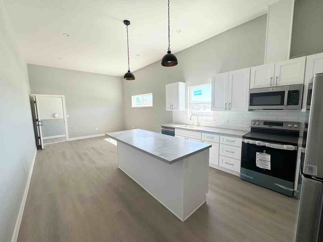 223 S K St - Photo 6 of 21