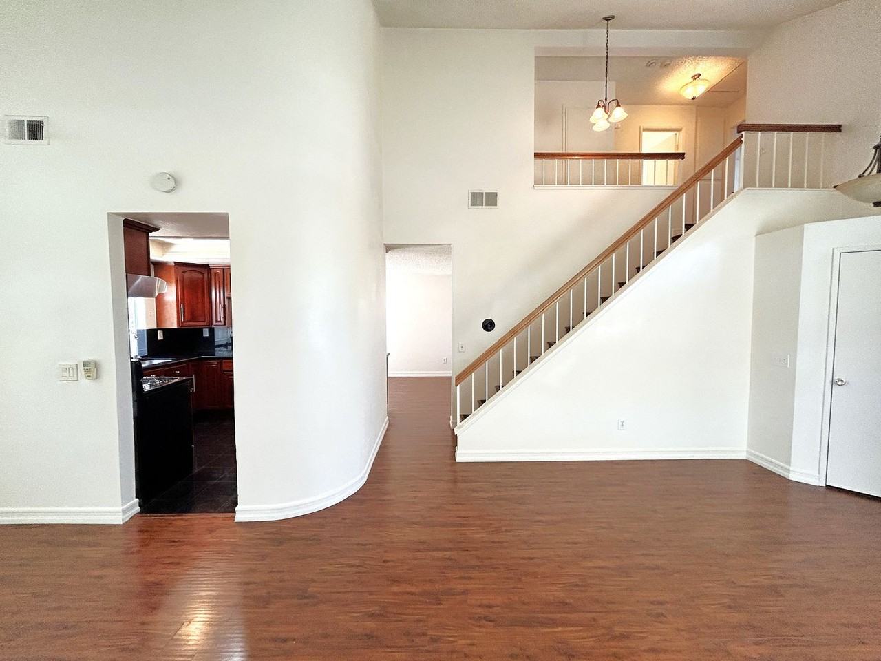 3214 Canary Ct - Photo 7 of 31