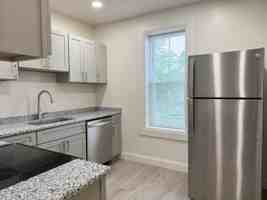 featured image of 120 College Ave #2