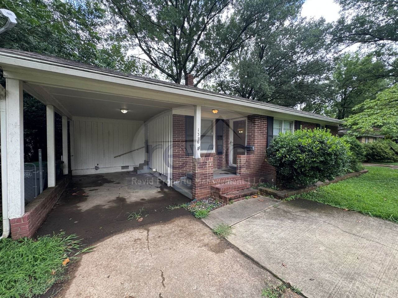 1356 Mount Moriah Rd - Photo 2 of 14