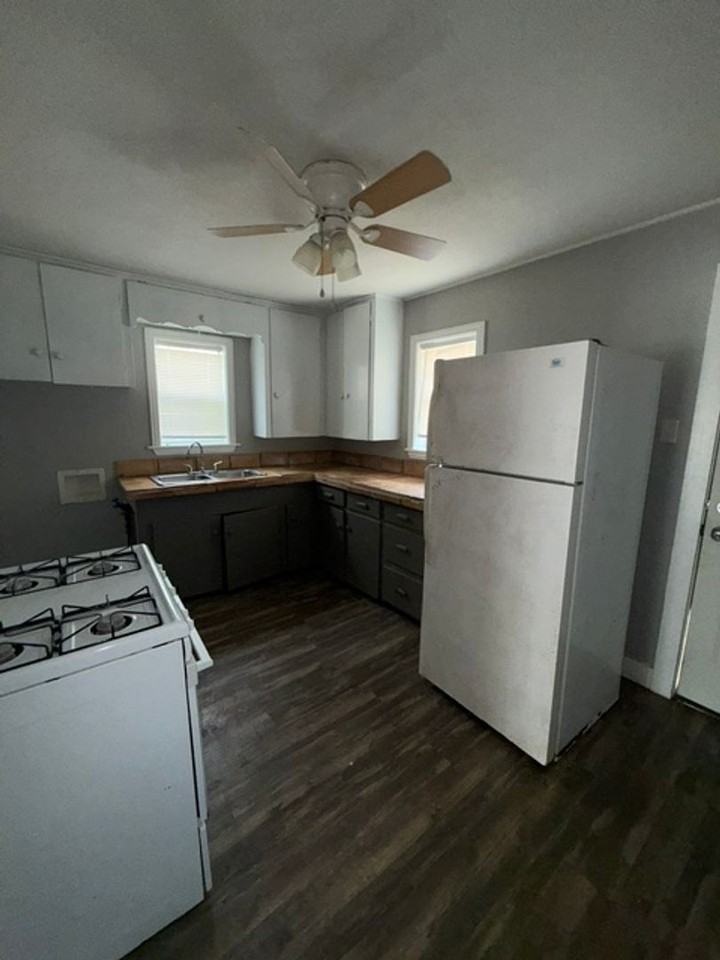 602 E North 15th St - Photo 5 of 12
