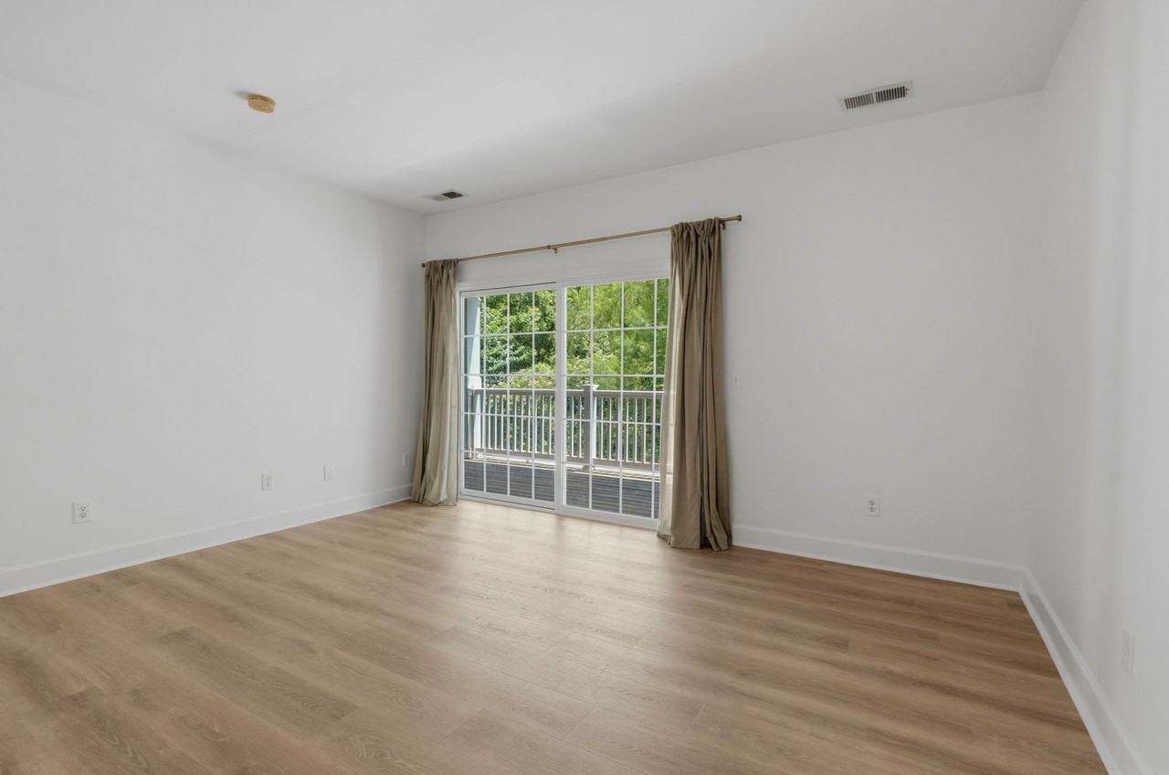 4846 Bevendean Dr #C9 - Photo 6 of 28