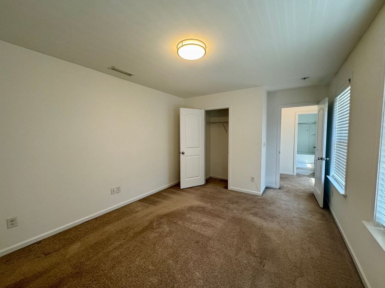 1507 Kellys Landing Dr - Photo 6 of 10