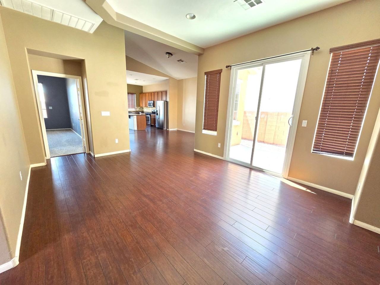 6566 Brooklyn Heights St - Photo 3 of 28