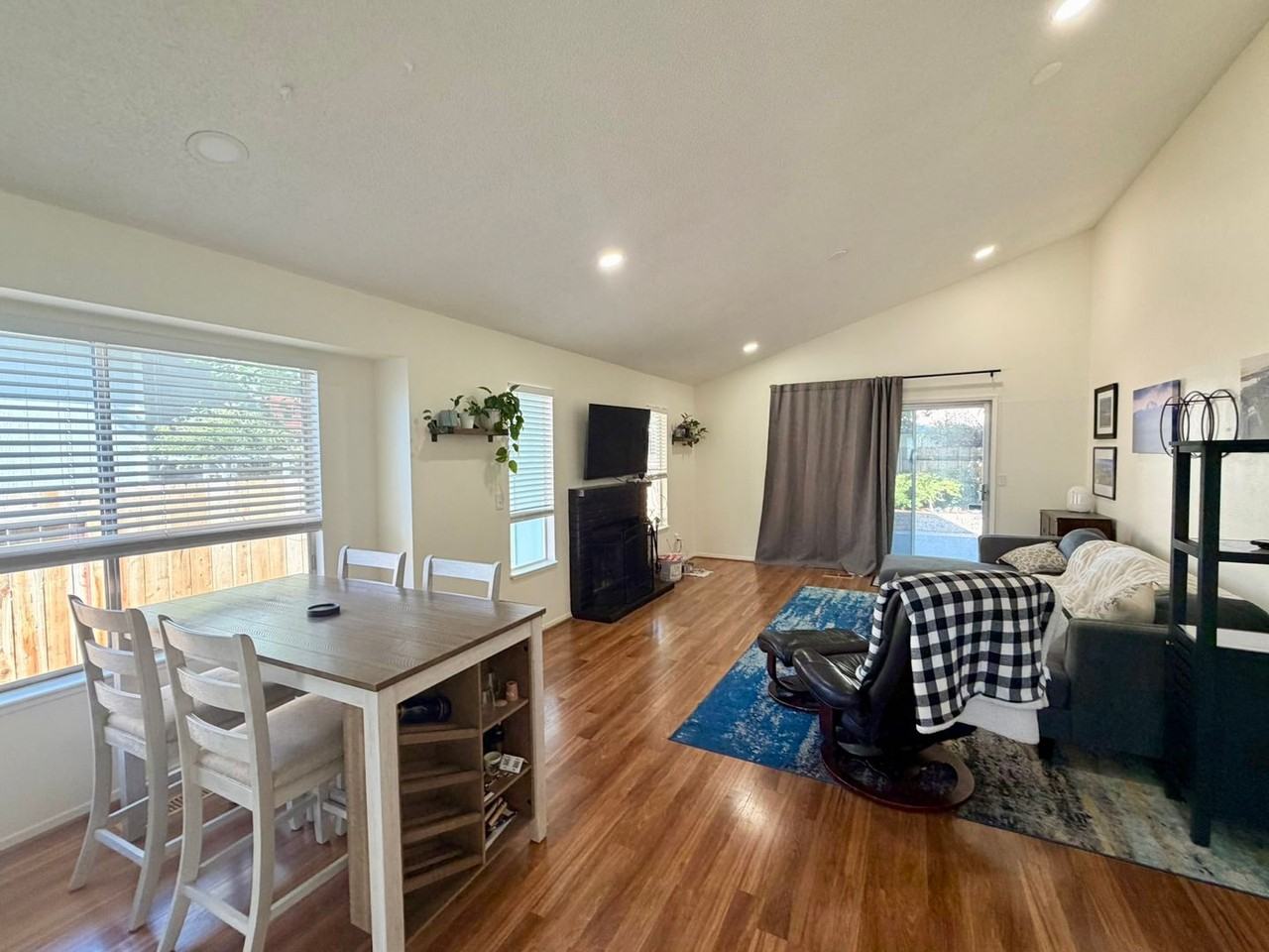 2751 Azuza Way - Photo 2 of 14