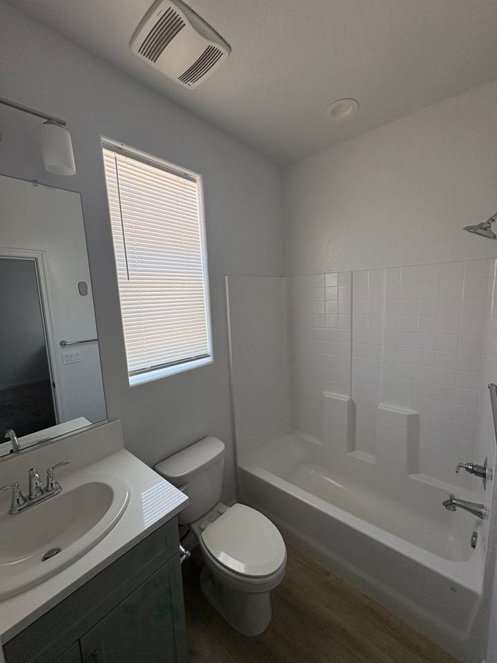 1011 W Payson Ave - Photo 7 of 17