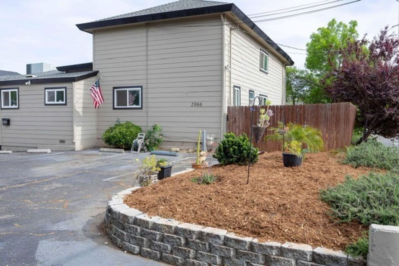 2066 Placer St - Photo 2 of 14