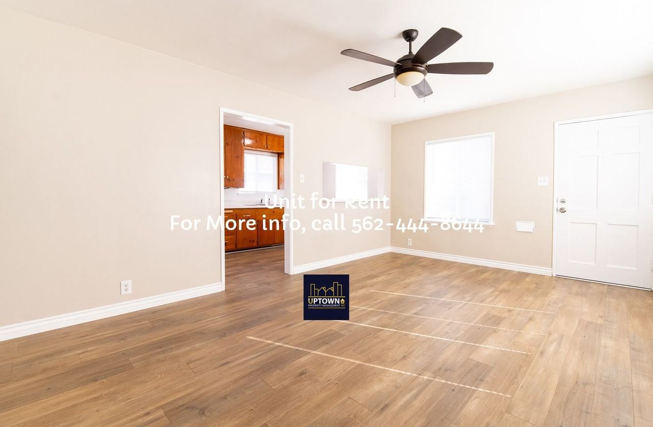 11750 Downey Ave - Photo 3 of 17
