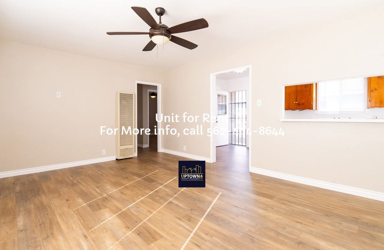 11750 Downey Ave - Photo 4 of 17
