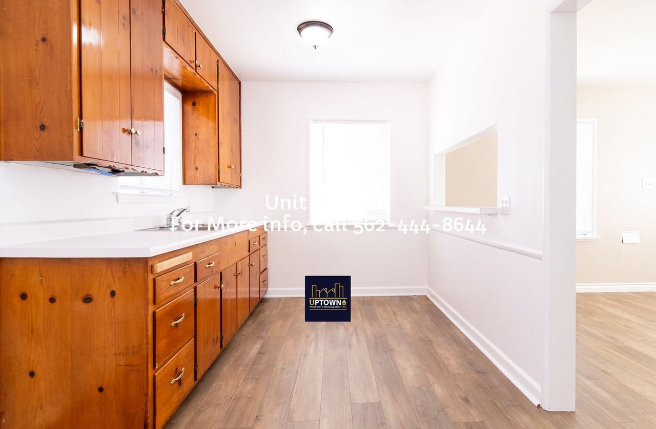 11750 Downey Ave - Photo 6 of 17