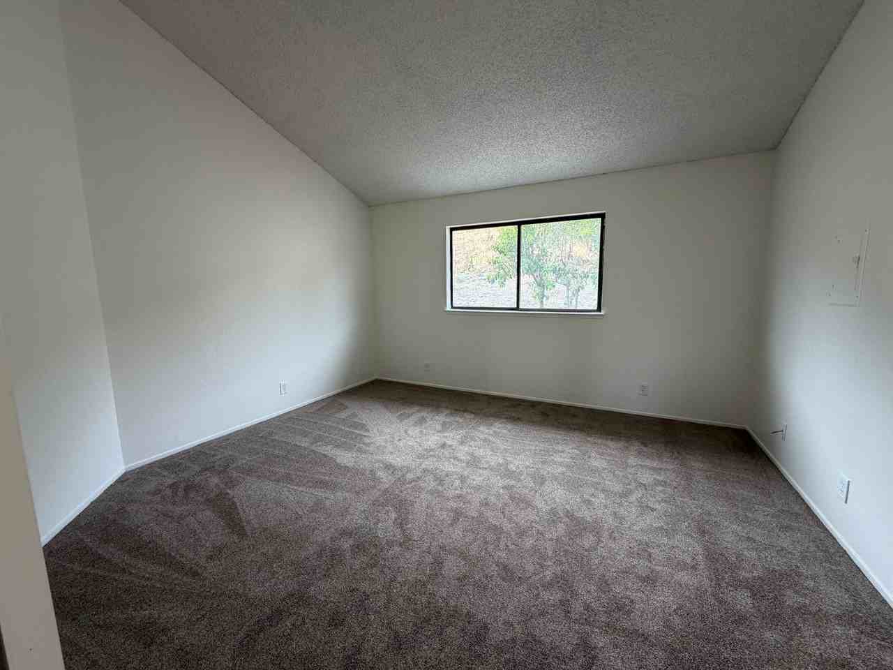 4755 Snow Dr - Photo 5 of 8
