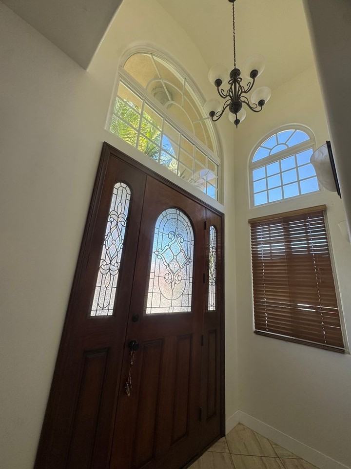 11936 Olive St - Photo 3 of 34