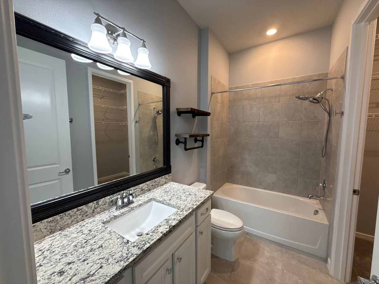 12970 Brookside Moss Dr - Photo 6 of 39
