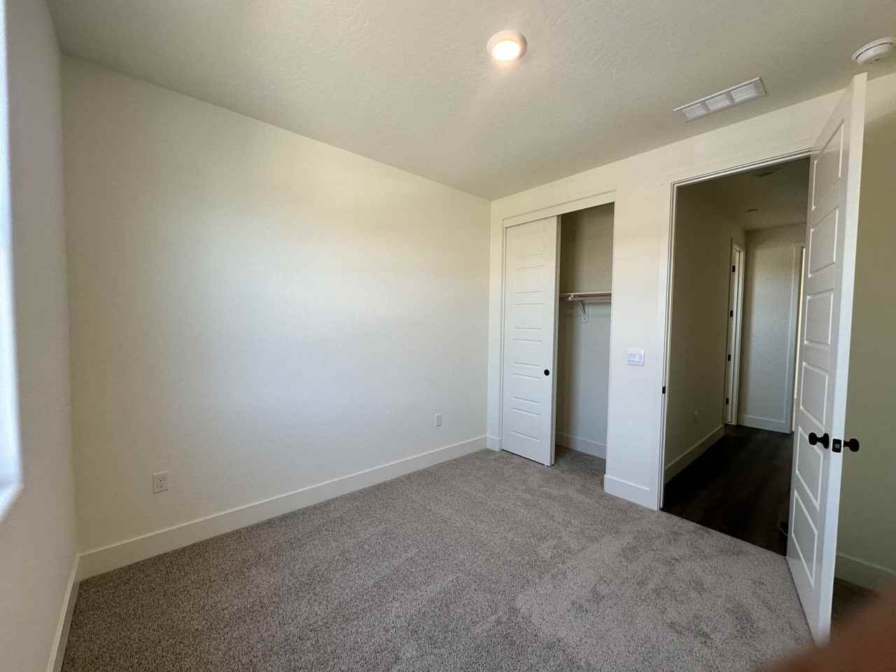 3949 W Sunnyview Ave - Photo 6 of 20