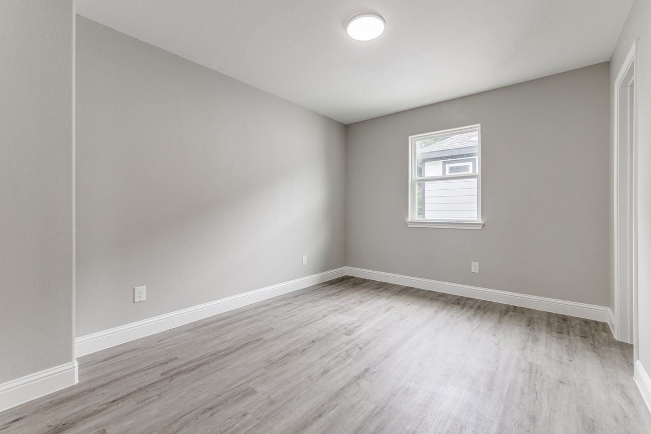 6315 Pebble Ave - Photo 5 of 13