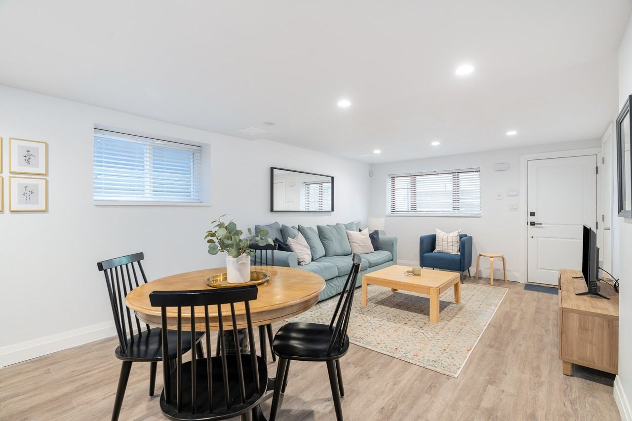 2621 East 5th Avenue - Photo 3 of 19