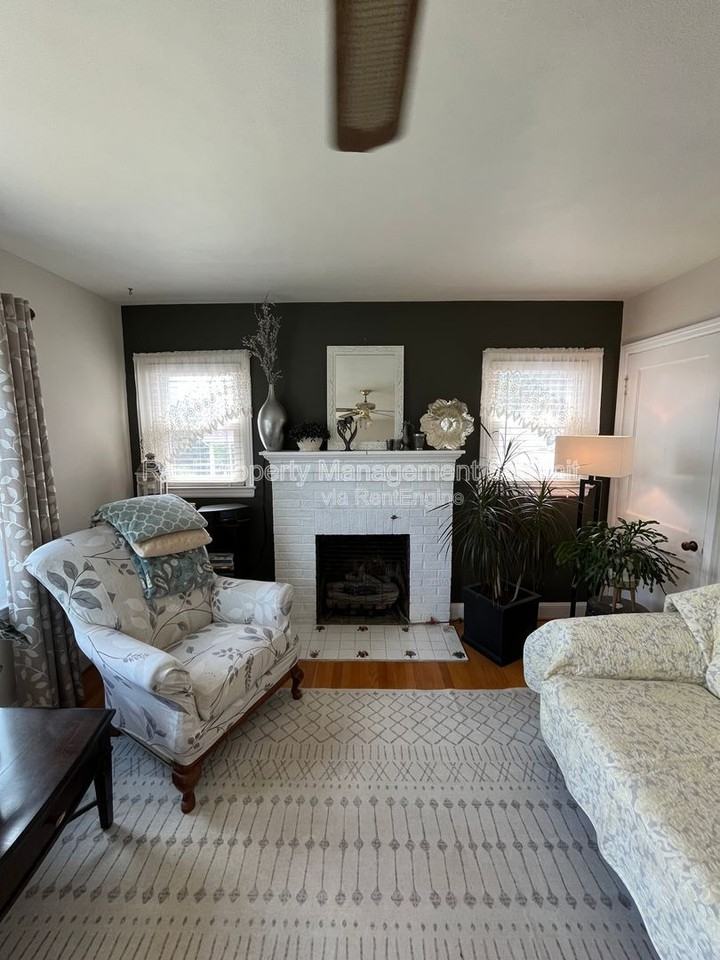 1602 Terrace St - Photo 6 of 26
