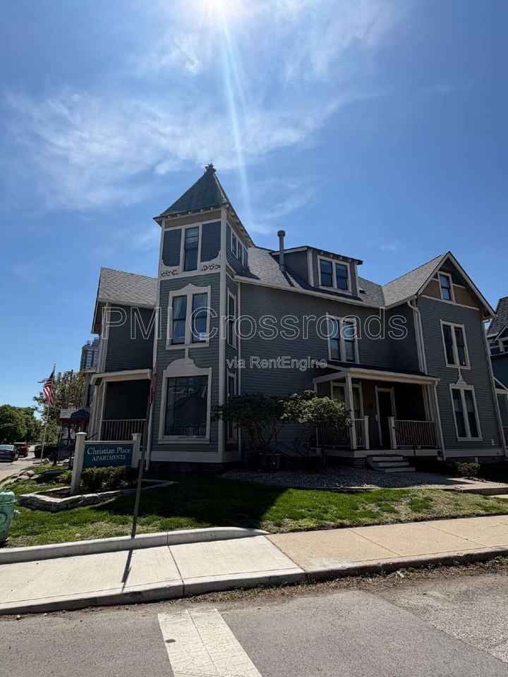 826 Christian Pl #21