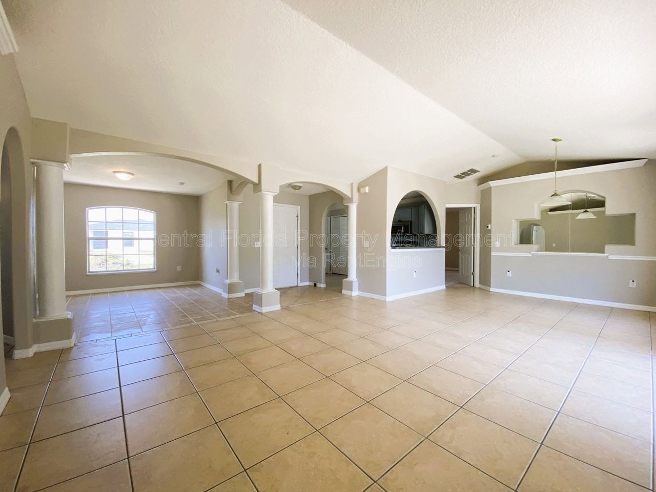 311 Baccarat Ct - Photo 4 of 25