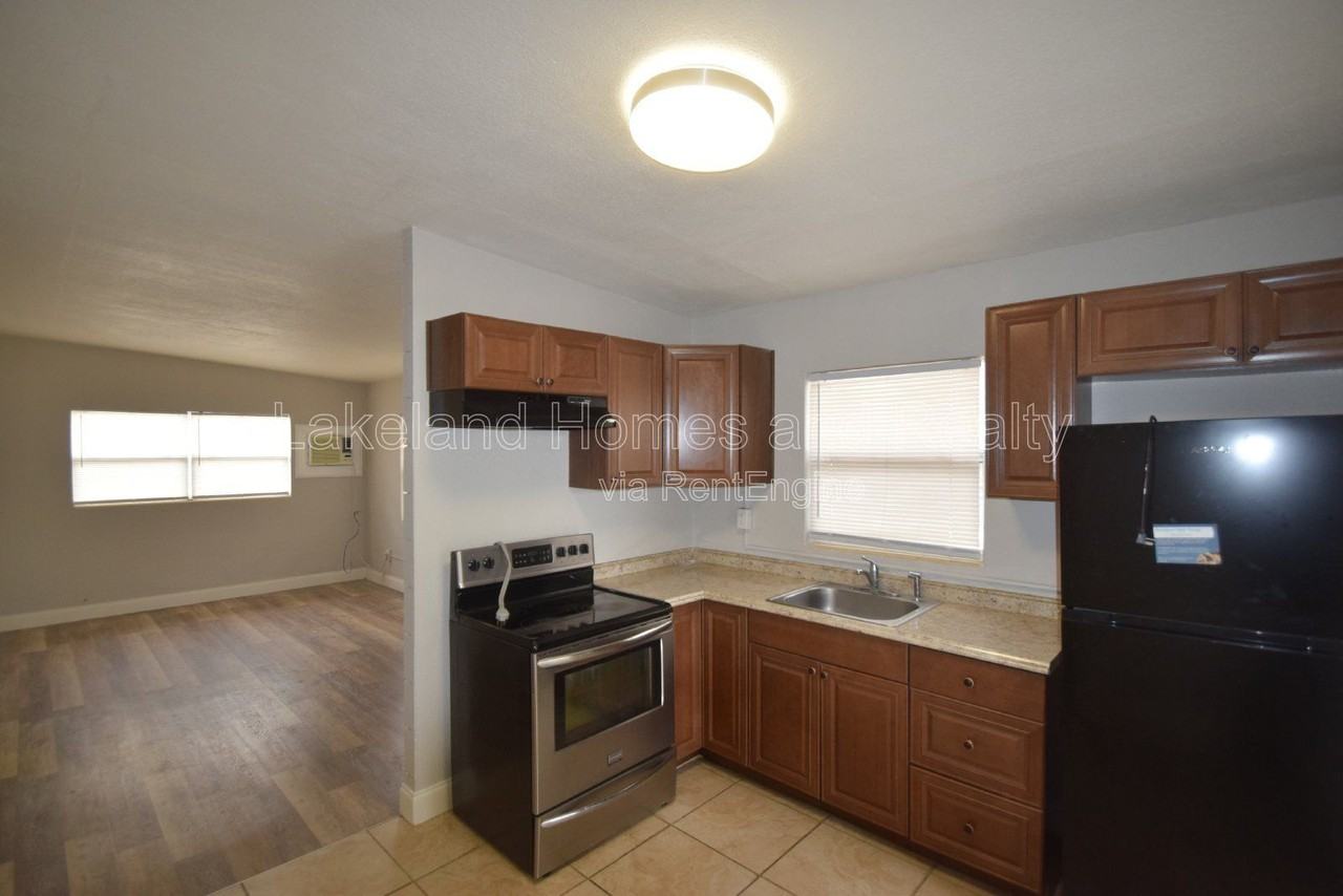 730 26th St Nw - Photo 5 of 22