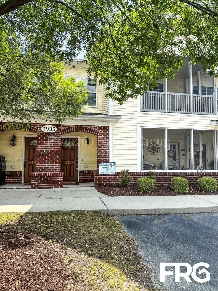 1935 Tara Ct #204 - Photo 2 of 50