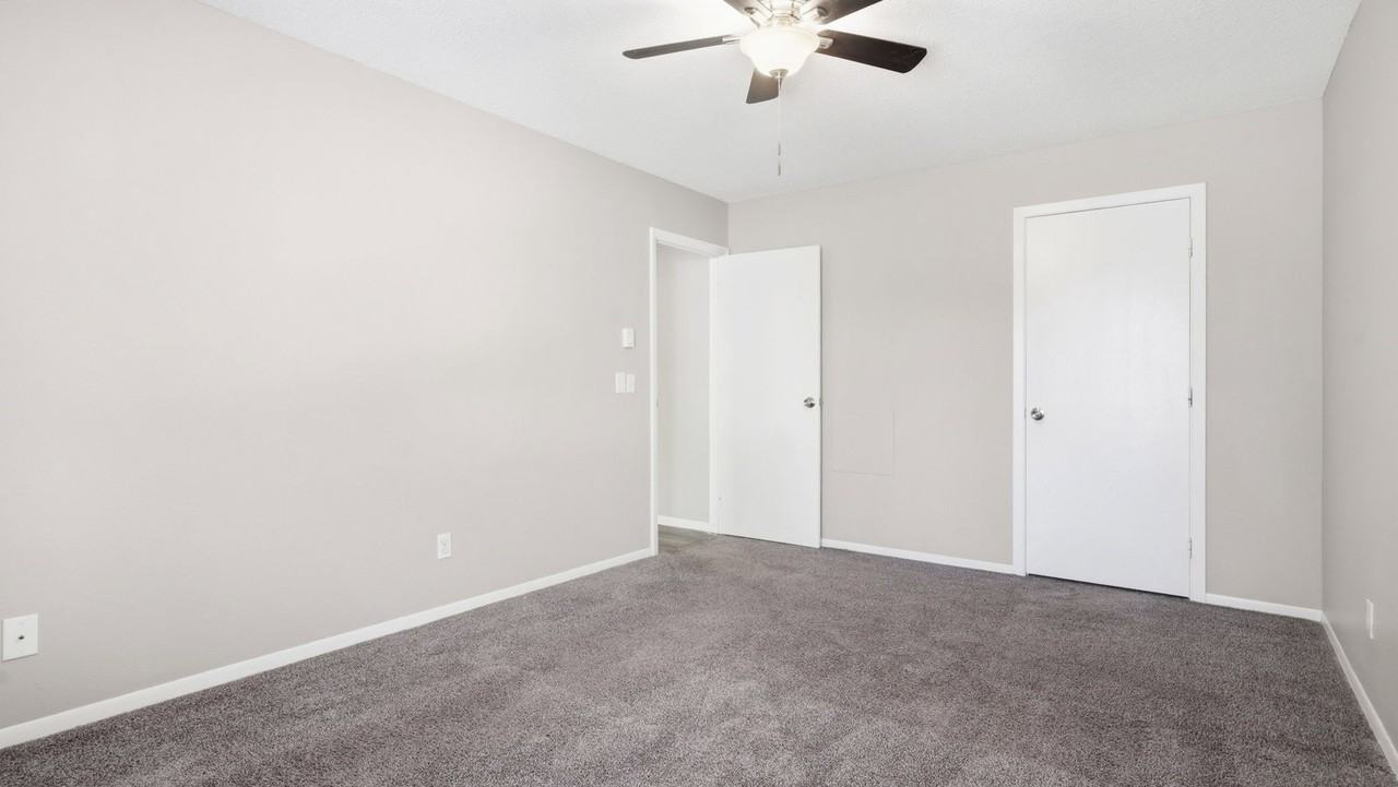 5923 Walnut Cir #F15 - Photo 7 of 8