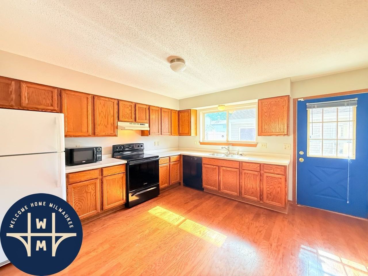 W163N11528 Windsor Ct #A - Photo 7 of 17