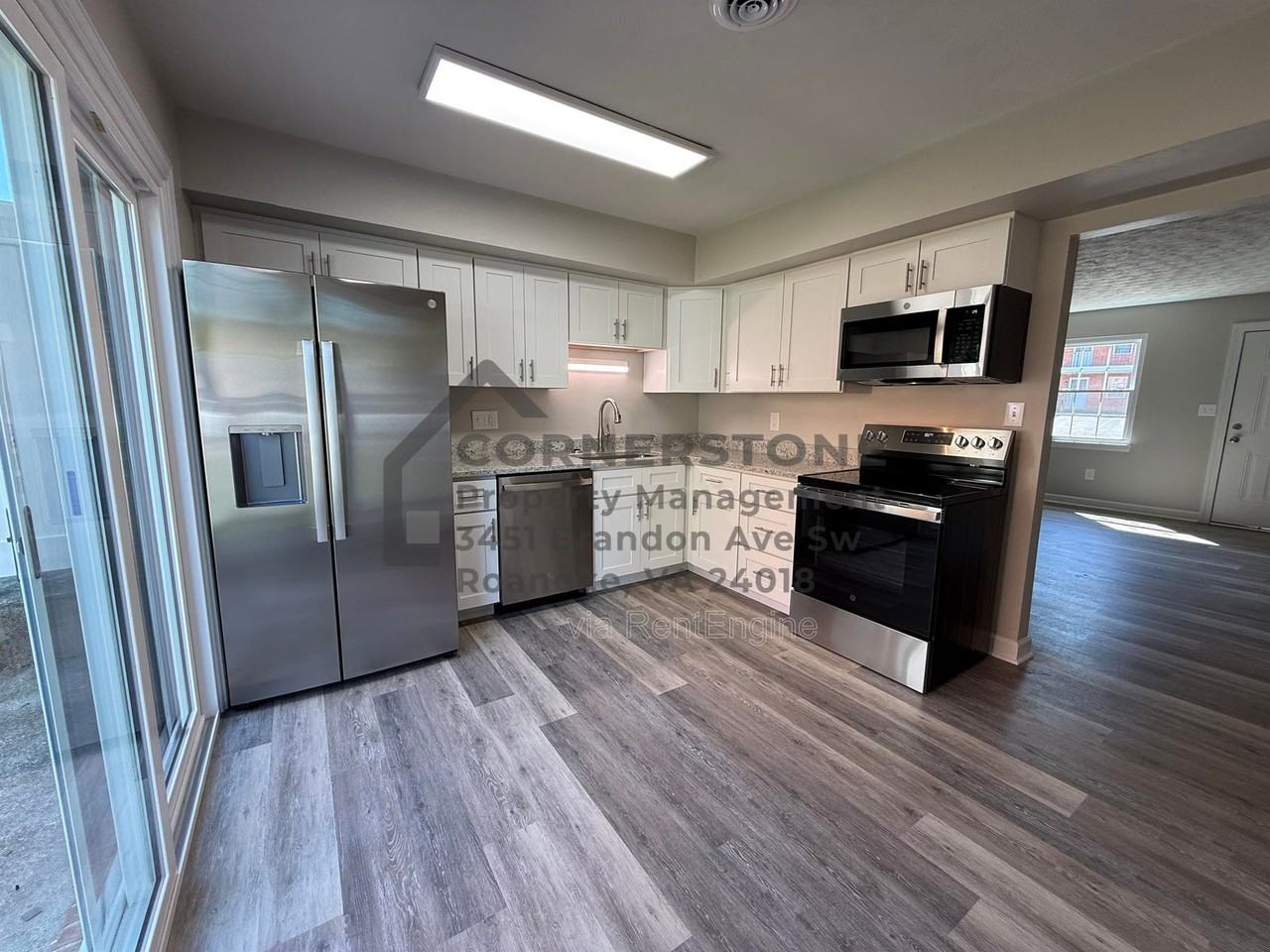 1902 Yeager Ave Ne #4 - Photo 2 of 15