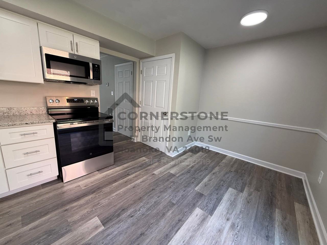 1902 Yeager Ave Ne #4 - Photo 3 of 15