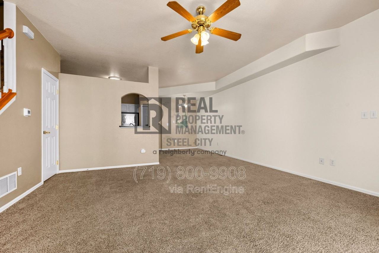 4141 Outlook Blvd #N - Photo 4 of 32