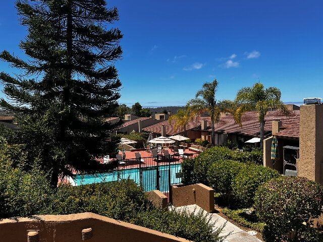 2204 Plaza De Las Flores - Photo 5 of 50
