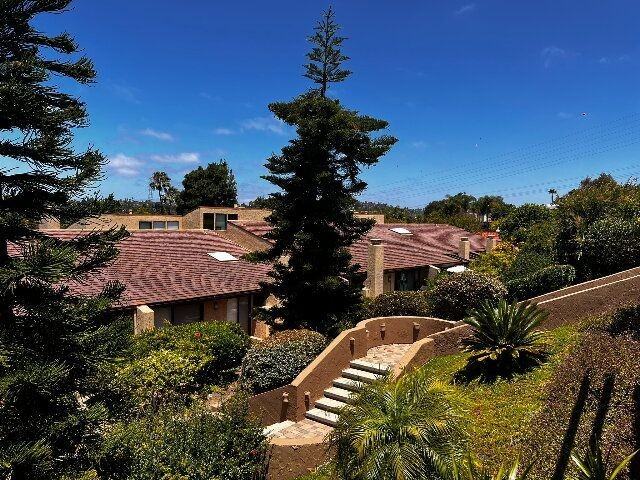 2204 Plaza De Las Flores - Photo 7 of 50
